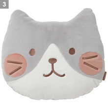 將圖片載入圖庫檢視器 Fuku Fuku Nyanko 日本正版 貓咪面紅臉頰公仔抱枕靠墊- 三款可選
