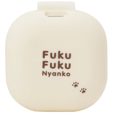 將圖片載入圖庫檢視器 Fuku Fuku Nyanko 日本正版 貓咪無線藍芽耳機連矽膠套- 三款可選

