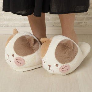 Fuku Fuku Nyanko 日本正版 貓咪面紅臉頰毛公仔家居拖鞋- 三款可選