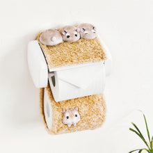 將圖片載入圖庫檢視器 Felissimo YOU+MORE! 日本正版 在木屑中相依相偎的倉鼠衛生卷紙套 - 三款可選
