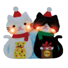 將圖片載入圖庫檢視器 Sanrio 正版授權 毛絨貓咪面頰燈光立體音樂聖誕卡 （歌曲：Jingle Bells）
